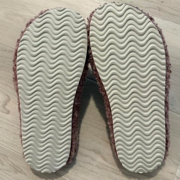 Women's Dusty-Rose Fuzzy Open-toe Slippers Soft Comfy Foam Indoor House Shoes - Picture 3 of 11